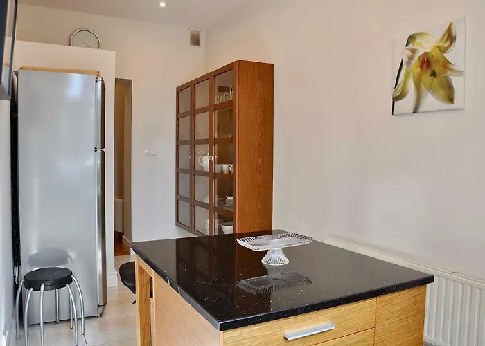 Superior One-Bedroom Apartment