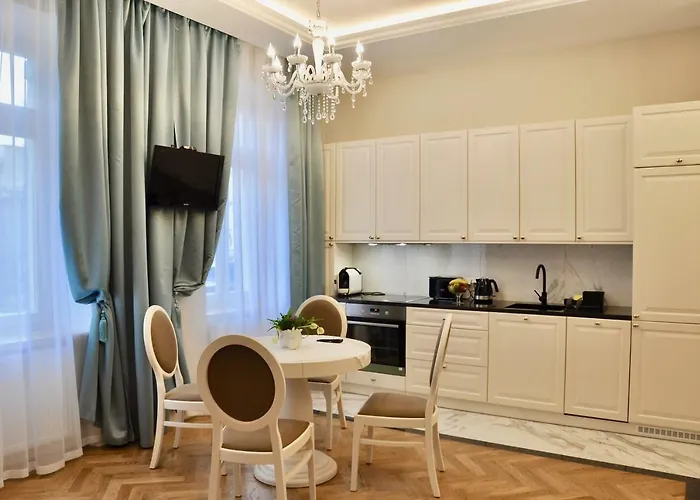 Deluxe Studio Apartment