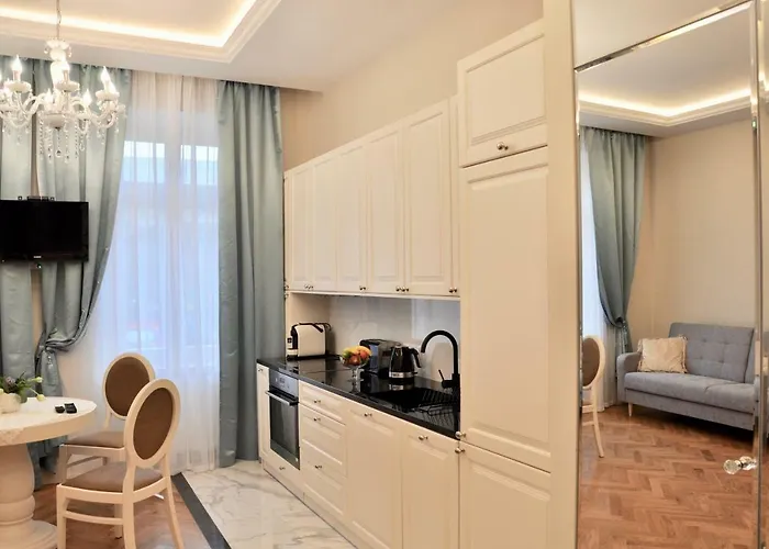 Deluxe Studio Apartment
